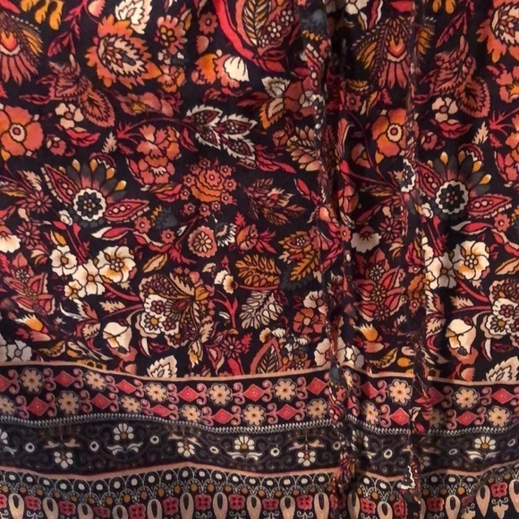 Liz Claiborne Floral Paisley Short Sleeve Dress​​​​​​​​​​ - Picture 4 of 4